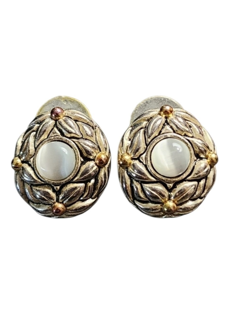 Vintage Two Tone Cats Eye Earrings